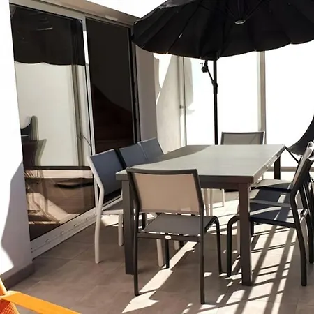 Appart. 3 Chambres Avec Vue Sur Les Champs. Apartman *